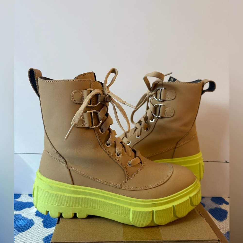 Sorel Waterproof Lace-Up Boots - Picture 3 of 10